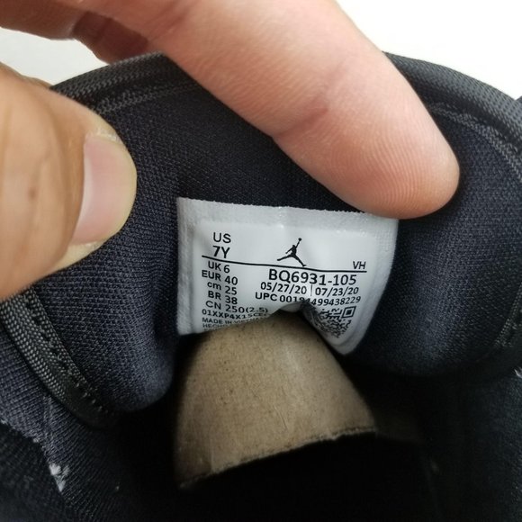 Nike Air Jordan 1 Mid SE GS White Court Purple - Picture 6 of 6